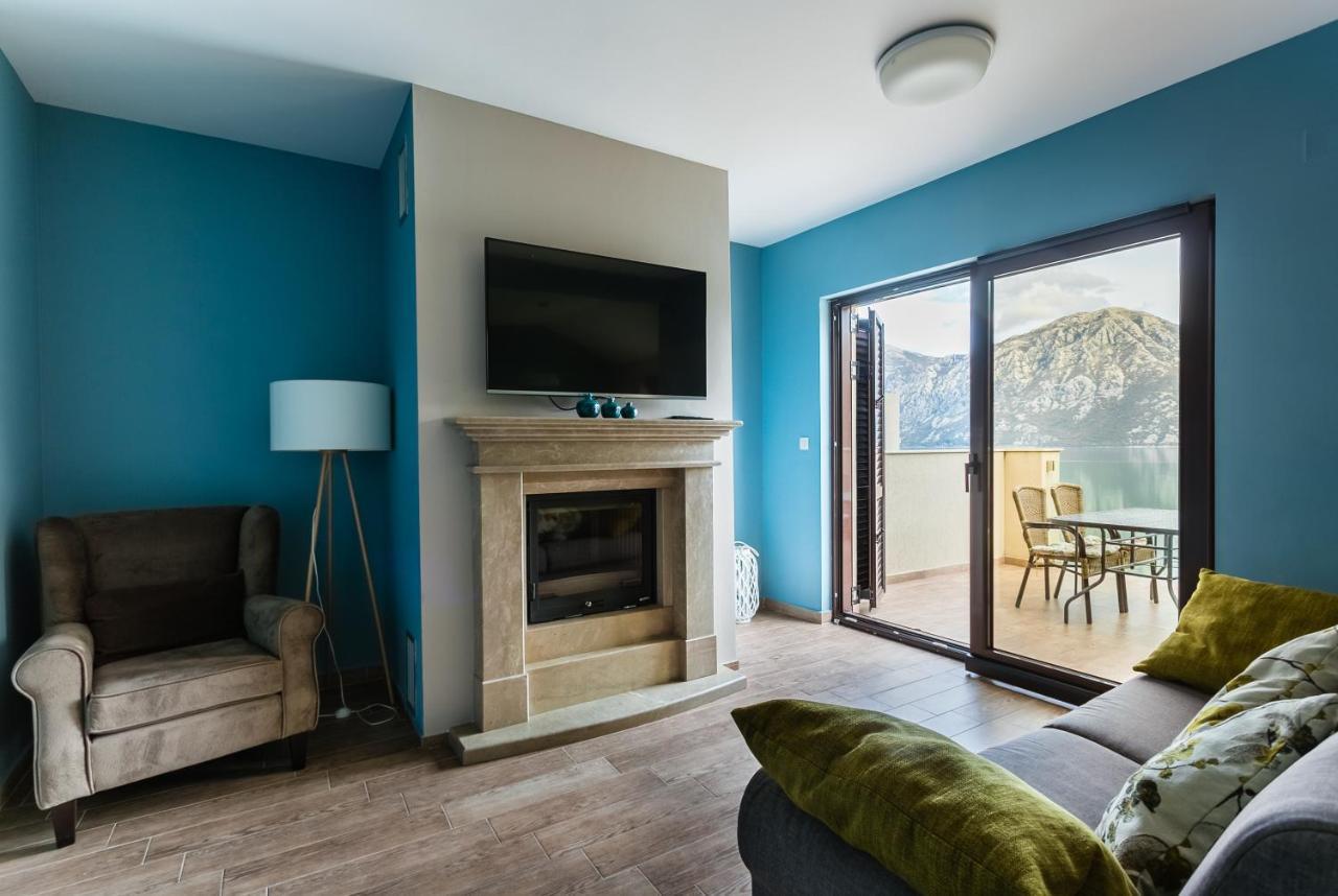 Keystone Apartments Morinj Bagian luar foto