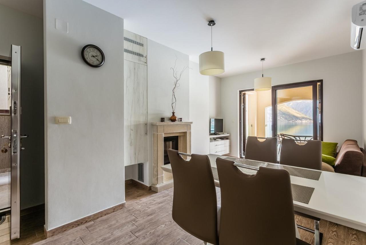 Keystone Apartments Morinj Bagian luar foto